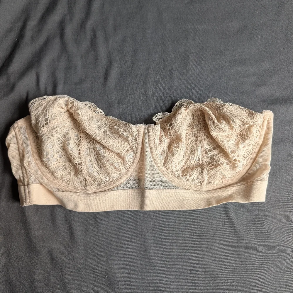 Lively The Lace Strapless Bra in Toasted Almond - 38C - Picture 3 of 9